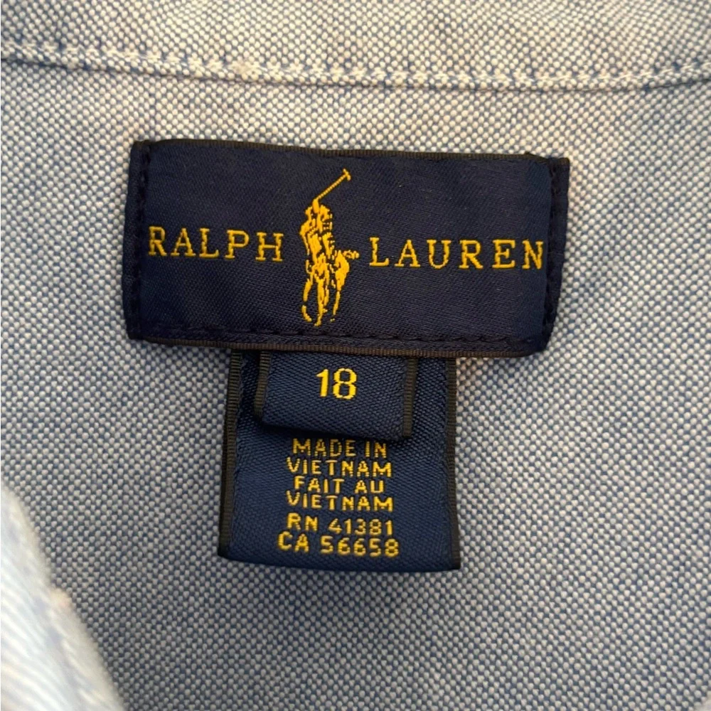 Ralph Lauren Light Blue Button Down Shirt - Picture 4 of 4